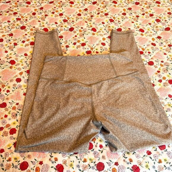 Athleta printed elation tight - Picture 5 of 5